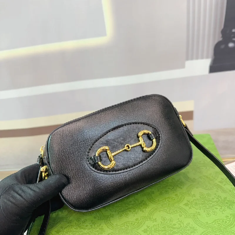 Gucci Marmont bags for women with a contrast - colored interiorGucci Handbag