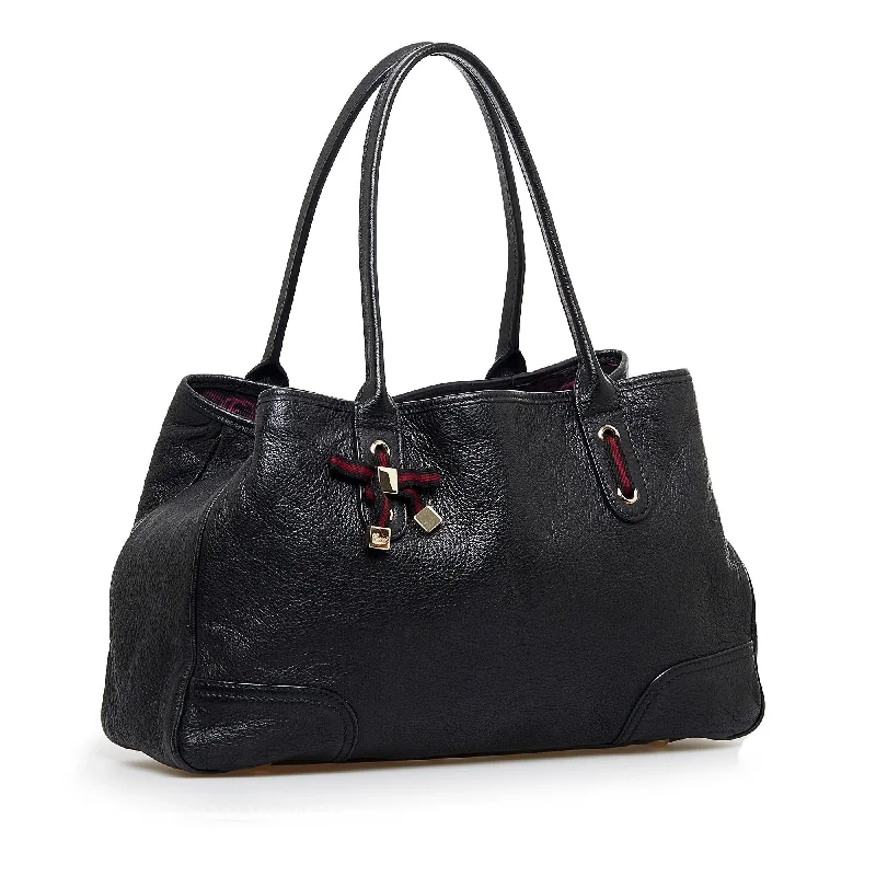 Women Gucci bags with a magnetic snap closure for easy accessGucci Princy Tote (SHG-XBAQGv)