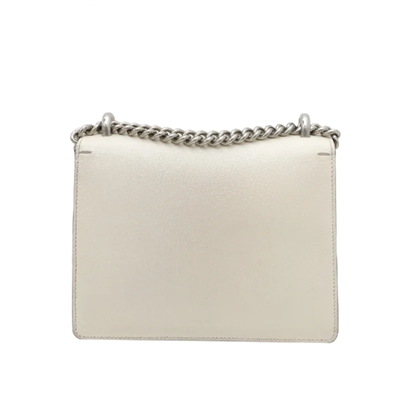 Women Gucci bags with a magnetic snap closure for easy accessGucci White Dionysus Mini Bag