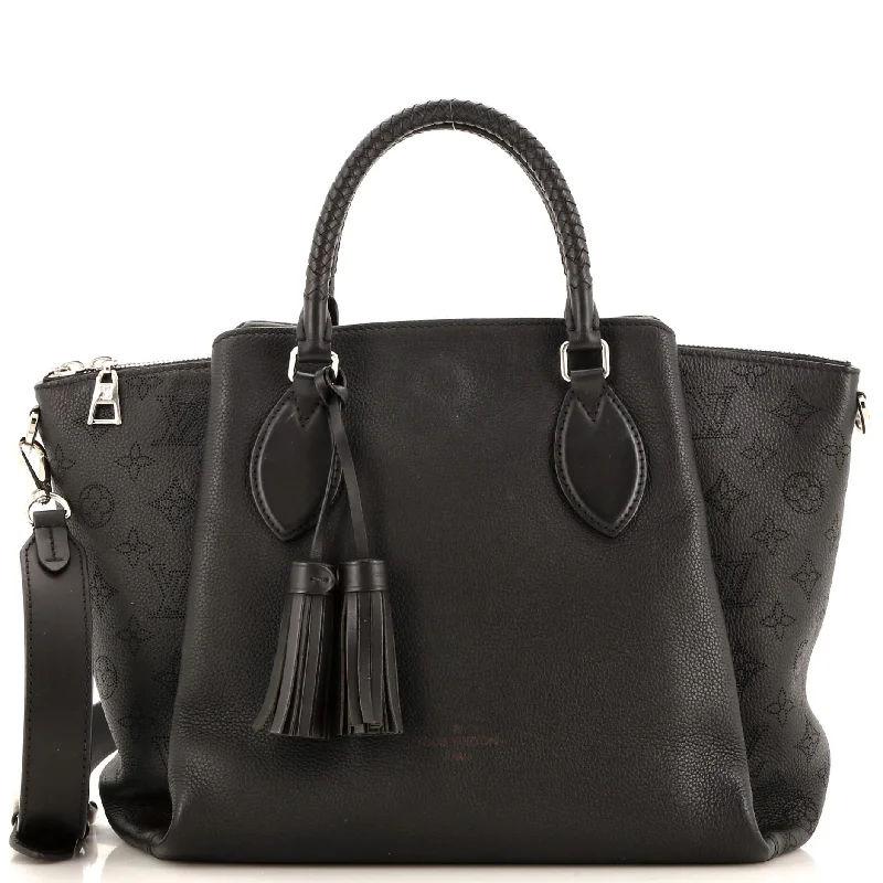 Women Gucci Sylvie bags with a detachable ribbon detailHaumea Handbag Mahina Leather