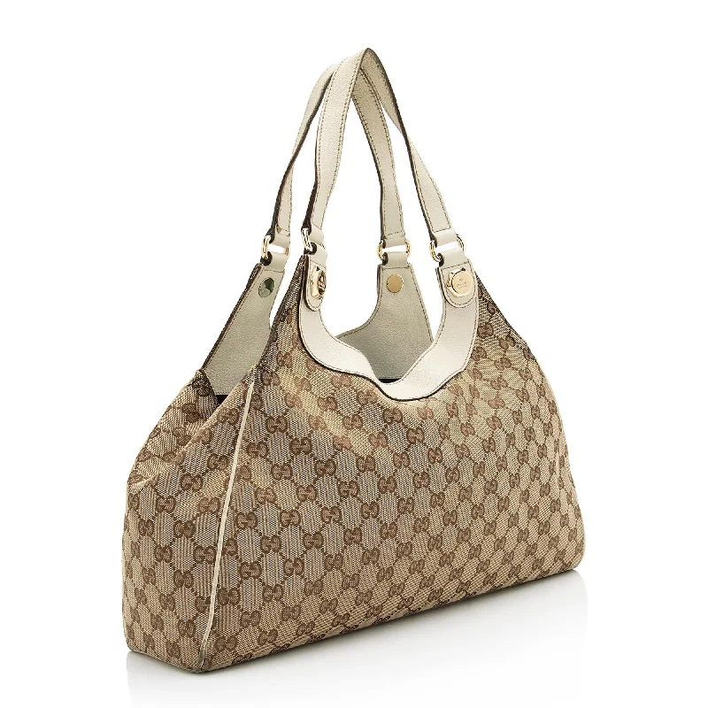 Ladies Gucci handbags with a detachable coin purse insideGucci GG Canvas Charmy Medium Shoulder Bag (SHF-23740)