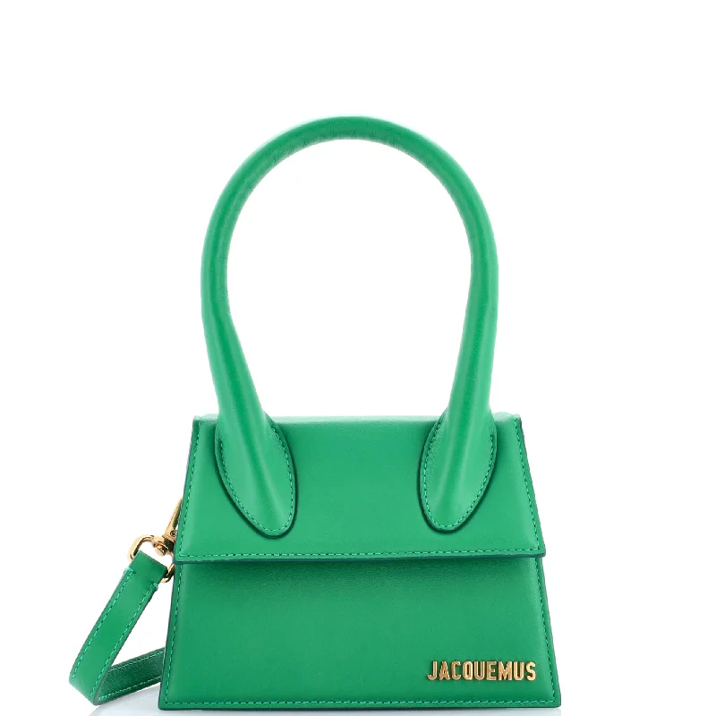 Women Gucci bags with a chain - link trim and a leather bodyLe Chiquito Noeud Bag Leather