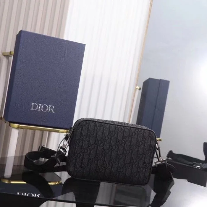 Luxury Christian Dior crossbody bags with a chain - link strapDior Saddle Triple Pouch Black Dior Oblique Jacquard